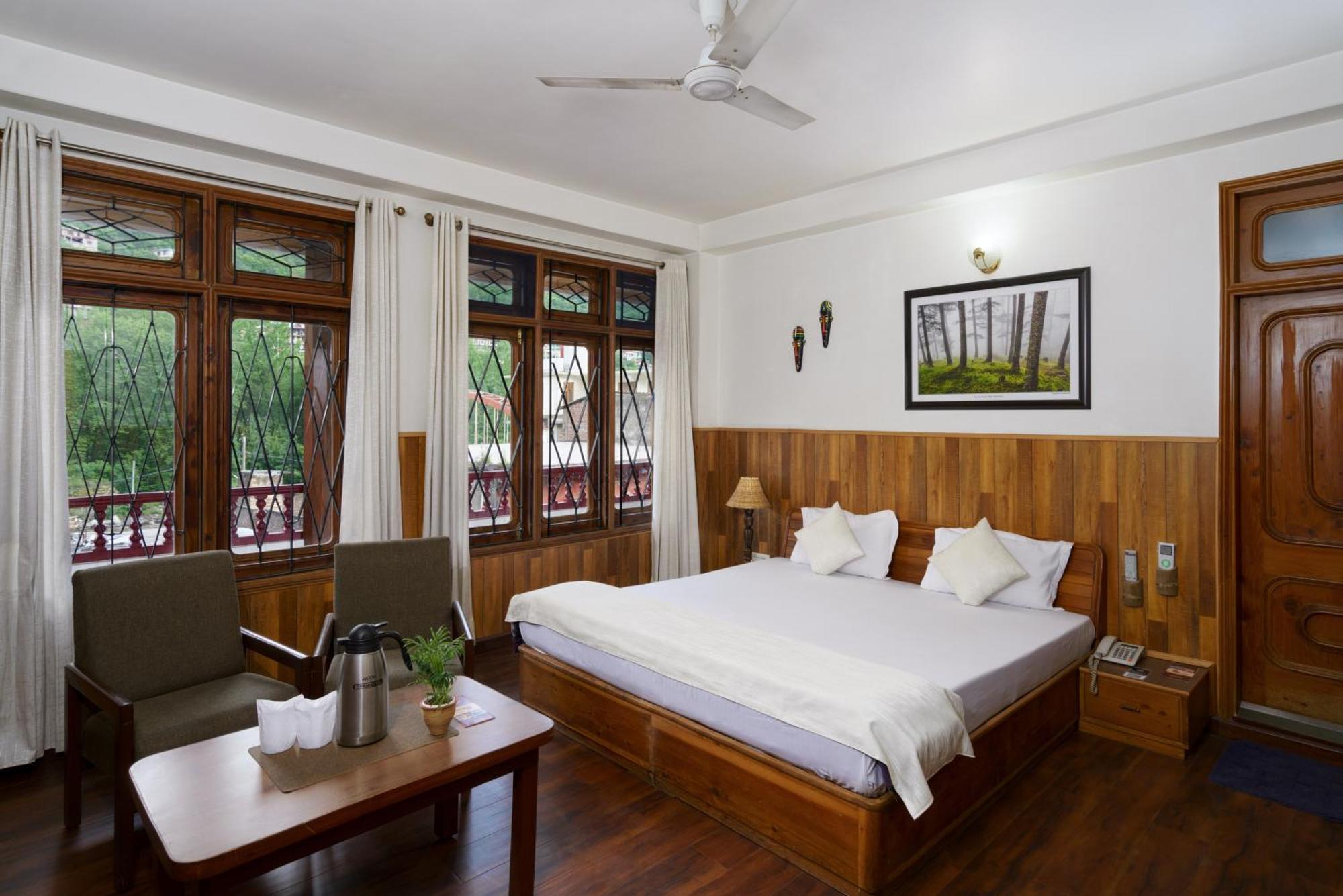 Hotel Kullu Valley Exterior photo